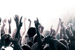 流量造假危在旦夕,粉丝经济“永垂不朽”